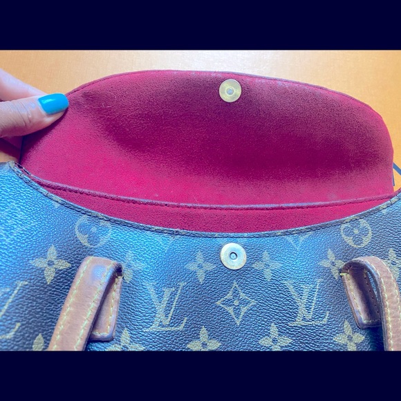 Genuine Louis Vuitton Monogram Sonatine Handbag - Picture 6 of 15